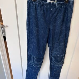 Dex Blue Distressed Denim Jeggings, size small but stretchy, super comfy, EUC